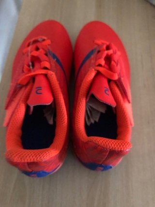 Botas de fútbol Kipsta rojas
