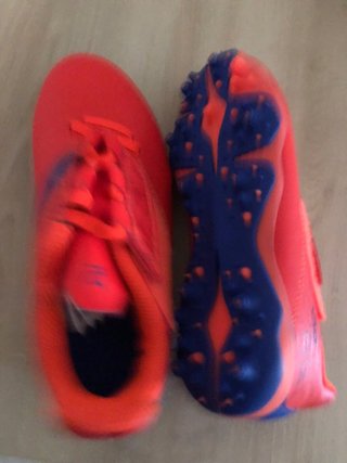 Botas de fútbol Kipsta rojas