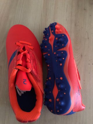 Botas de fútbol Kipsta rojas