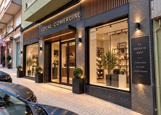 Local comercial en venta en Inmobiliaria - Barreda en Torrelavega