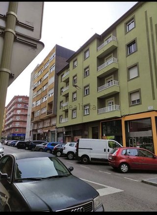 Local comercial en venta en Inmobiliaria - Barreda en Torrelavega