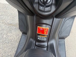 Yamaha Xmax 300