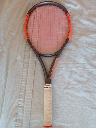 Raqueta de Tenis Wilson Burn