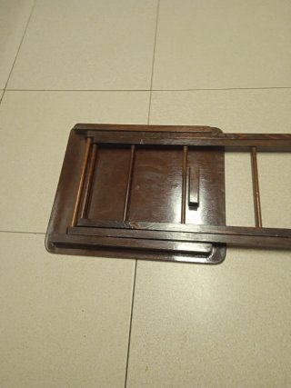 Mesa plegable de madera