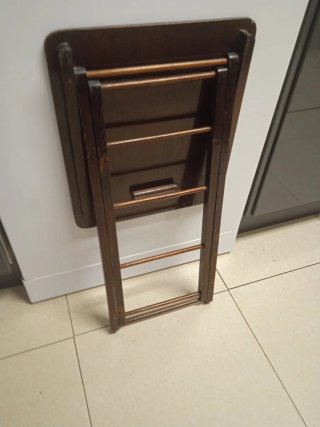 Mesa plegable de madera