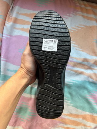 Botines Clarks Kaetlyn Flow Piel Negro