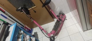 Patinete Eléctrico Juvenil Rosa
