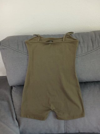Mono deportivo LIMITED verde militar