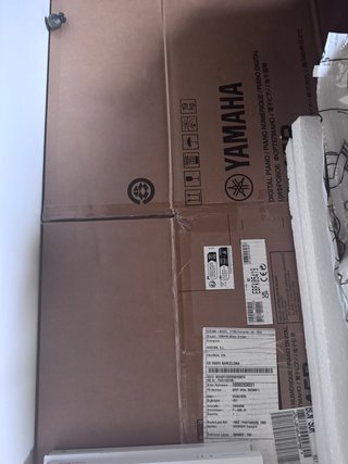 Piano Digital Yamaha P-45 con suporte en X