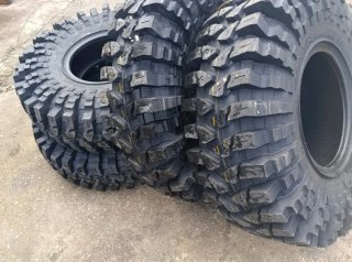 Neumáticos Maxxis Trepador M9060 a estrenar