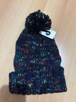 Gorro de Nieve con Pompon