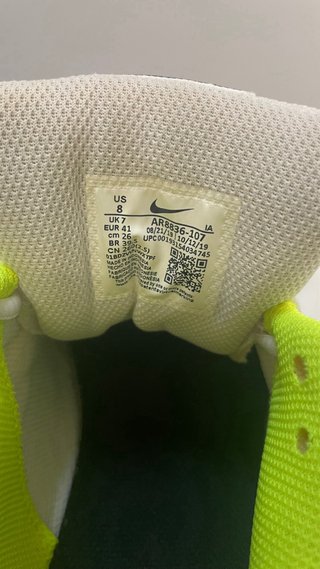 Deportivas Nike Court Blancas y Amarillas
