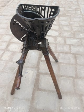 Máquina de cortar antigua manual