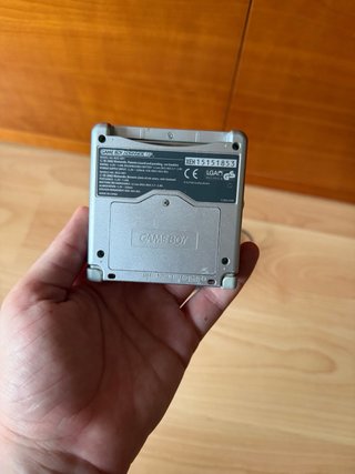 Nintendo Game Boy Advance SP Plateada