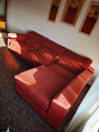 Divano cherlong rosso marmorizzato