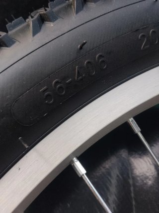Rueda Delantera de Bicicleta DSI Tyres.Nueva.