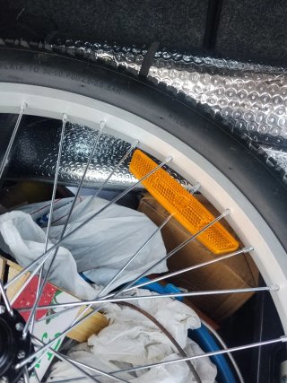 Rueda Delantera de Bicicleta DSI Tyres.Nueva.