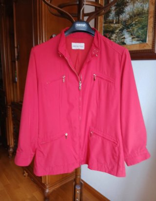 Parka  Elena Miro, rojo oscuro.