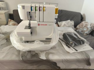 Remalladora Singer Elite SE017