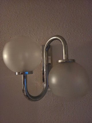 Aplique de pared con dos esferas