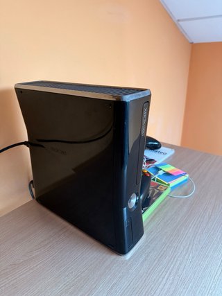 Xbox 360 Slim 250 GB Nera