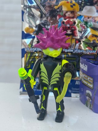 Playmobil 70242 Alien Guerrero Serie 17 Figures