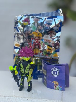 Playmobil 70242 Alien Guerrero Serie 17 Figures