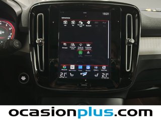 Volvo XC40 T3 Business Plus 120 kW (163 CV)