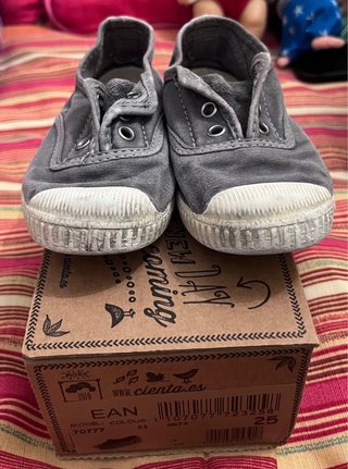 Zapatillas Cienta Gris Talla 25
