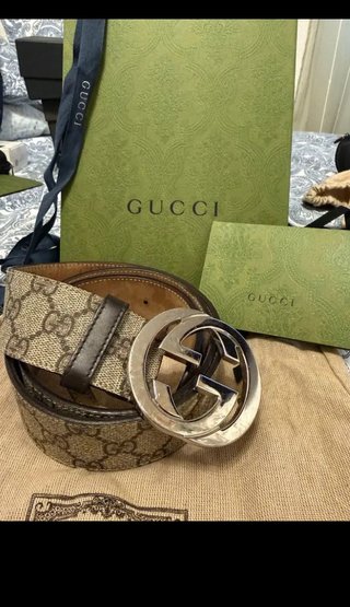 Cinturón Gucci con Hebilla G
