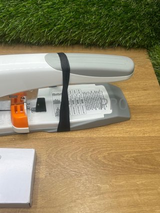 Grapadora de Escritorio Escritorio Amazon Basics