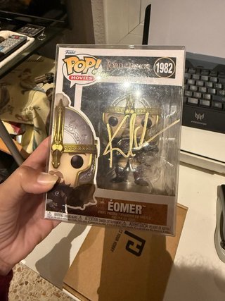 Funko Pop Eomer Lord of the Rings Firmado