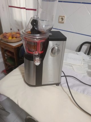 Licuadora Koenig plateada