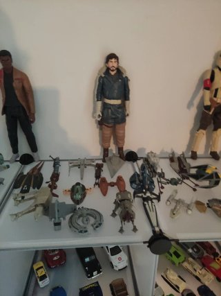 Star Wars Naves y Figuras 30cm Nave 3 euros mun 5