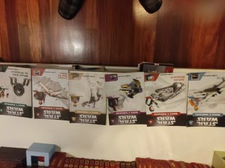 Star Wars Naves y Figuras 30cm Nave 3 euros mun 5