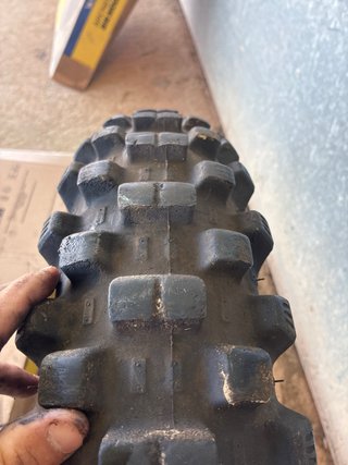 Neumático Michelin Tracker 140/80-18