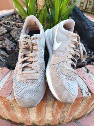 Zapatillas Nike beige talla 45