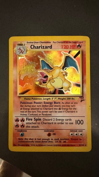 Carta Pokémon Charizard 120 HP Base Set Holo