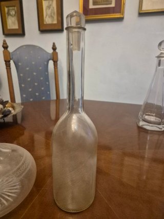 Bottiglie in vetro antiche e basi cinesi 15€ al pz