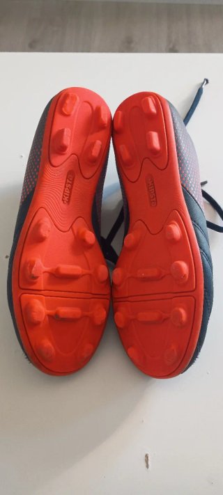 Botas de fútbol niño talla 35