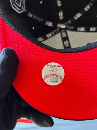 Gorra Supreme x New Era Negra
