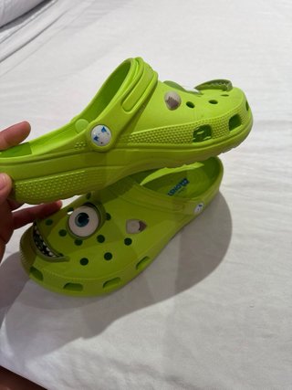 Crocs Mike Wazowski Verde Talla 43-44
