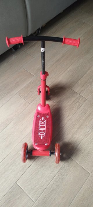 Patinete 3 Ruedas Molto Rojo