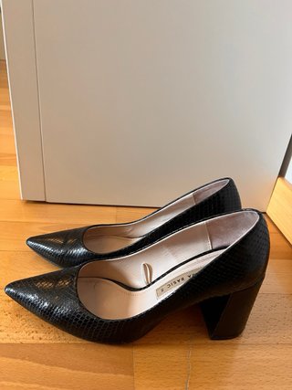 Zapatos de tacón Zara negros Talla 38