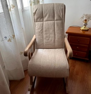 Silla Mecedora Beige