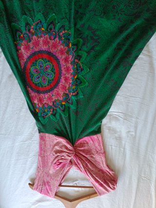 Vestido Estampado con Detalle en Rosa