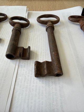 Set de 5 Llaves Antiguas Huecas