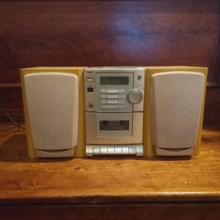 Mini cadena Sanyo