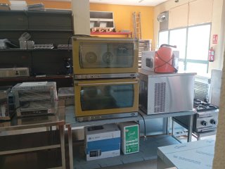Horno Eléctrico Unox para 3 Bandejas