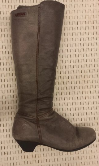 Botas altas de piel gris WONDERS talla 39